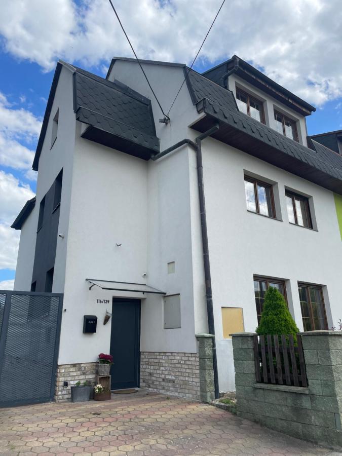 Apartment Dubnica-Prejta 2 Dubnica nad Vahom Luaran gambar