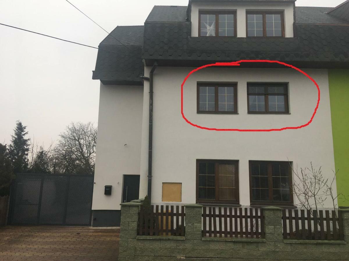 Apartment Dubnica-Prejta 2 Dubnica nad Vahom Luaran gambar